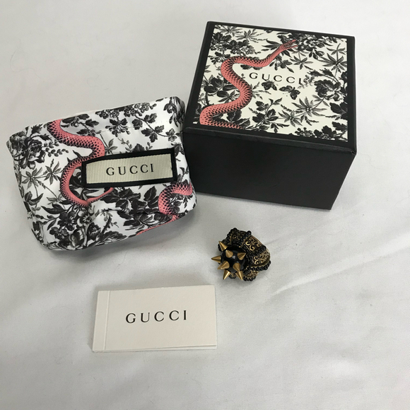 Gucci  Runway Ring with Black Orb & Spikes - Picture 2 of 10